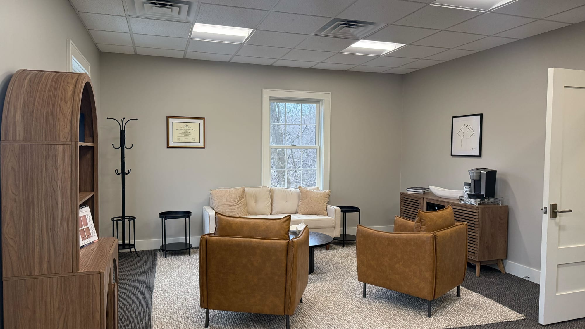 Interior of Consona Plastic Surgery & Aesthetics in Delafield, Wisconsin